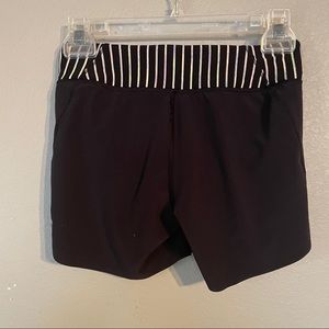 Ivivva black running shorts 10
